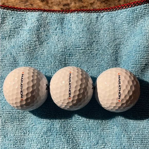6 New Golf Balls - Picture 7 of 7